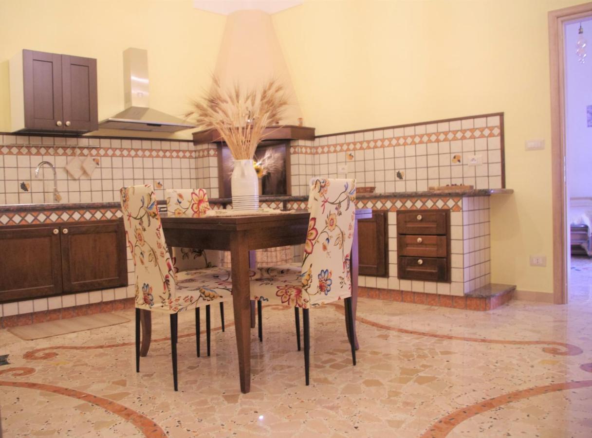 Casa Vacanze "Alizza" Alezio Kültér fotó