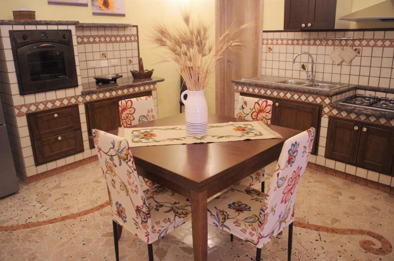 Casa Vacanze "Alizza" Alezio Kültér fotó