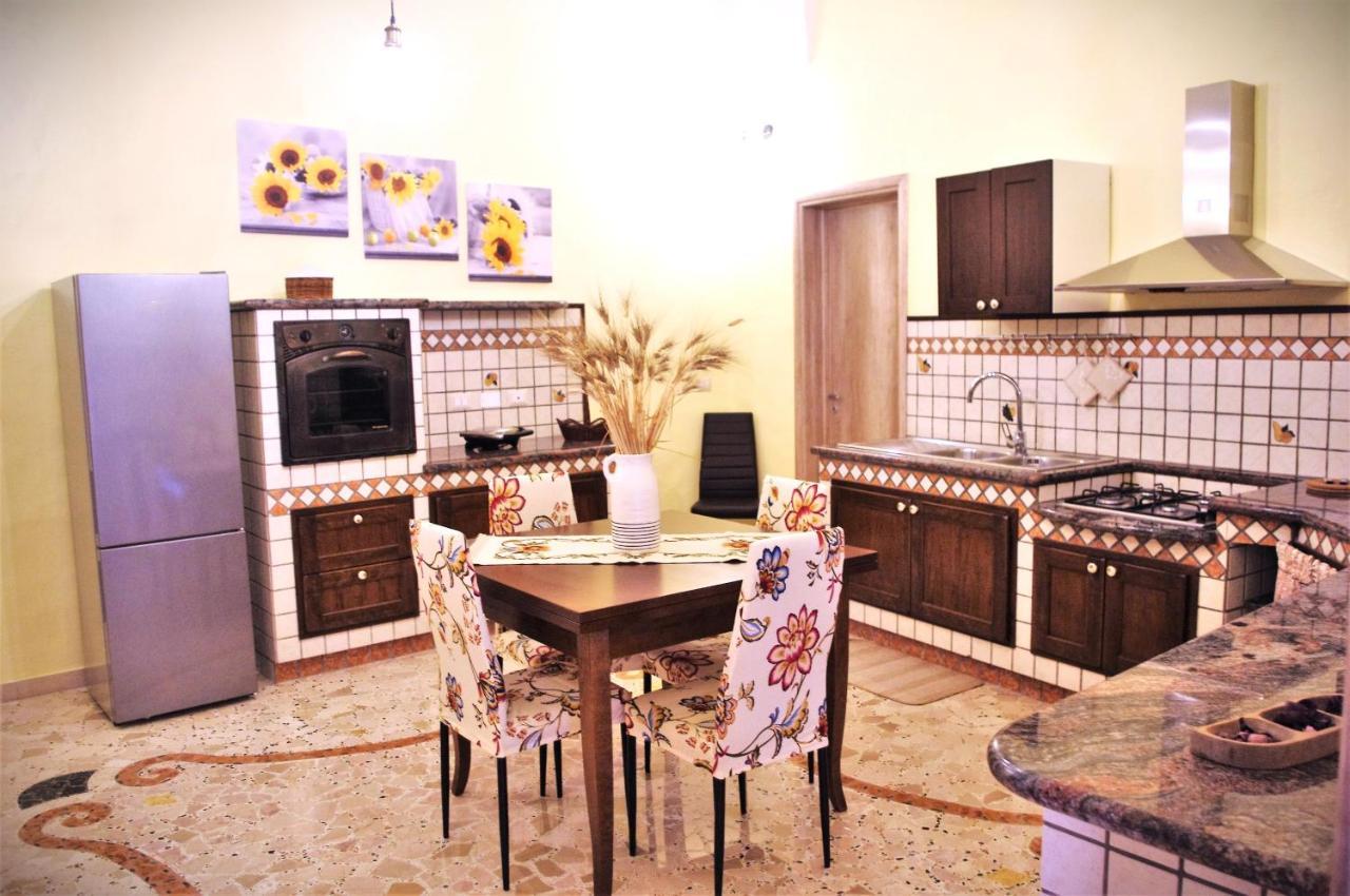 Casa Vacanze "Alizza" Alezio Kültér fotó
